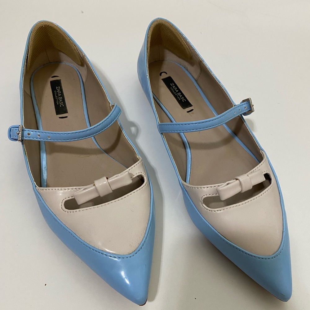 Zara Women's Blue and Cream Flats